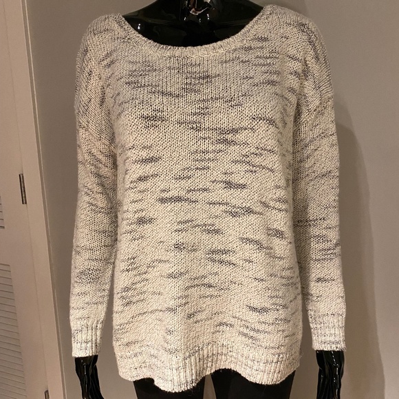 Alice + Olivia Lightweight Gray Marled Wool Blend Sweater Round Neck Women M 4-6 - Picture 1 of 12
